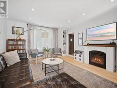 18 VANBRUGH AVENUE Toronto Ontario, M1N 3S9