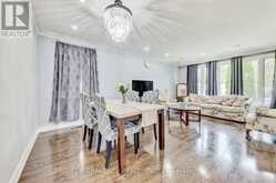 10 BLAKEMANOR BOULEVARD | Toronto Ontario | Slide Image Twelve