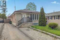 10 BLAKEMANOR BOULEVARD | Toronto Ontario | Slide Image Five
