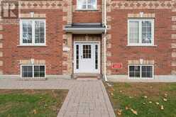 443 TIMOTHY STREET | Newmarket Ontario | Slide Image Four