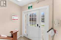 443 TIMOTHY STREET | Newmarket Ontario | Slide Image Seven