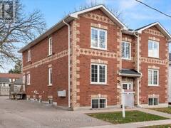 443 TIMOTHY STREET Newmarket Ontario, L3Y 1P7
