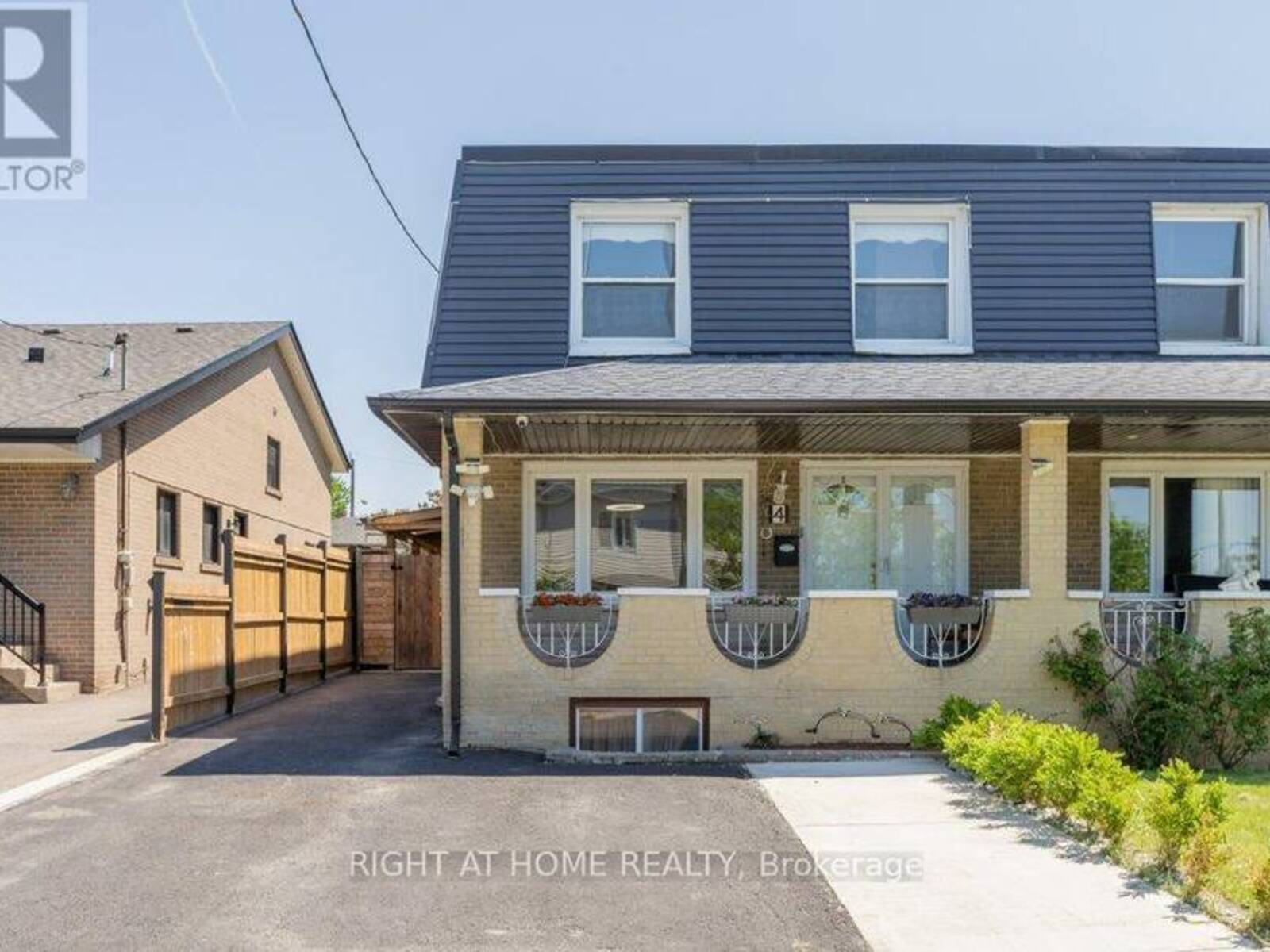 4 FENNIMORE CRESCENT, Toronto, Ontario M3N 1G8