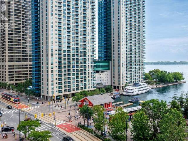 804 - 208 QUEENS QUAY W Toronto Ontario, M5J 2Y5 - 2 Bedrooms Waterfront Condo For Sale
