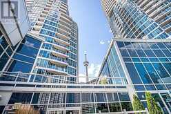 3409 - 208 QUEENS QUAY W | Toronto Ontario | Slide Image Four