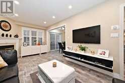 73 BLOOMGATE CRESCENT | Richmond Hill Ontario | Slide Image Ten