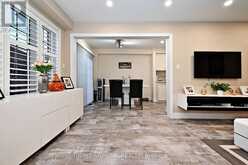 73 BLOOMGATE CRESCENT | Richmond Hill Ontario | Slide Image Sixteen