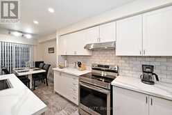 73 BLOOMGATE CRESCENT | Richmond Hill Ontario | Slide Image Eighteen
