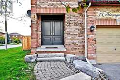 73 BLOOMGATE CRESCENT | Richmond Hill Ontario | Slide Image Four