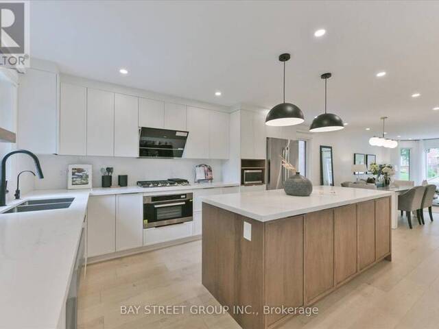 49 CYGNUS DRIVE Richmond Hill Ontario, L4C 8P1 - 5 Bedrooms Home For Sale