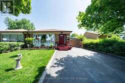38 ASCOT AVENUE | Brampton Ontario | Slide Image Three