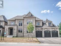 122 BURNS BOULEVARD King Ontario, L7B 0M2