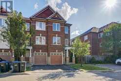 14 ROCK HAVEN LANE | Brampton Ontario | Slide Image Five