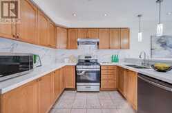 14 ROCK HAVEN LANE | Brampton Ontario | Slide Image Thirty-five