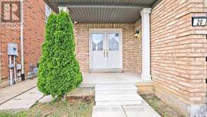 20 TATRA CRESCENT | Brampton Ontario | Slide Image Five