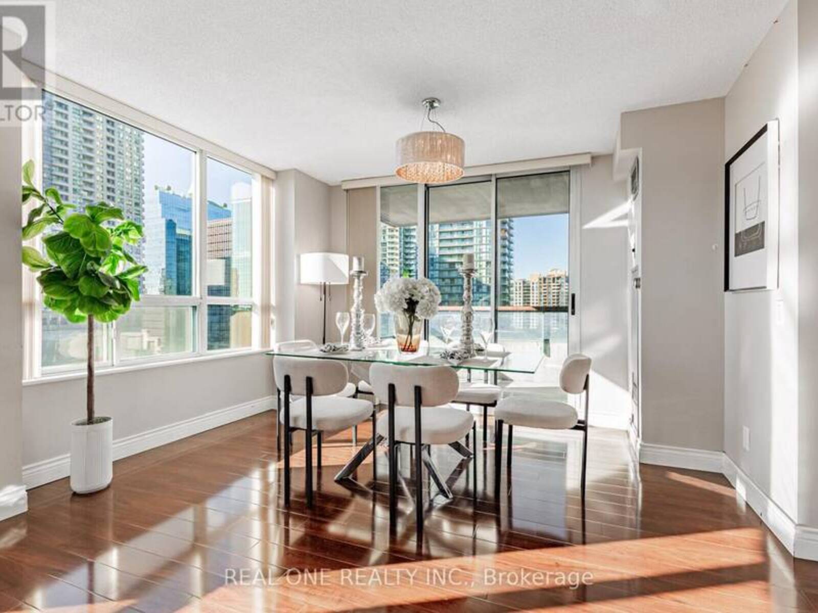 1503 - 238 DORIS AVENUE, Toronto, Ontario M2N 6W1
