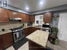 117 CROWN VICTORIA DRIVE | Brampton Ontario | Slide Image Twelve