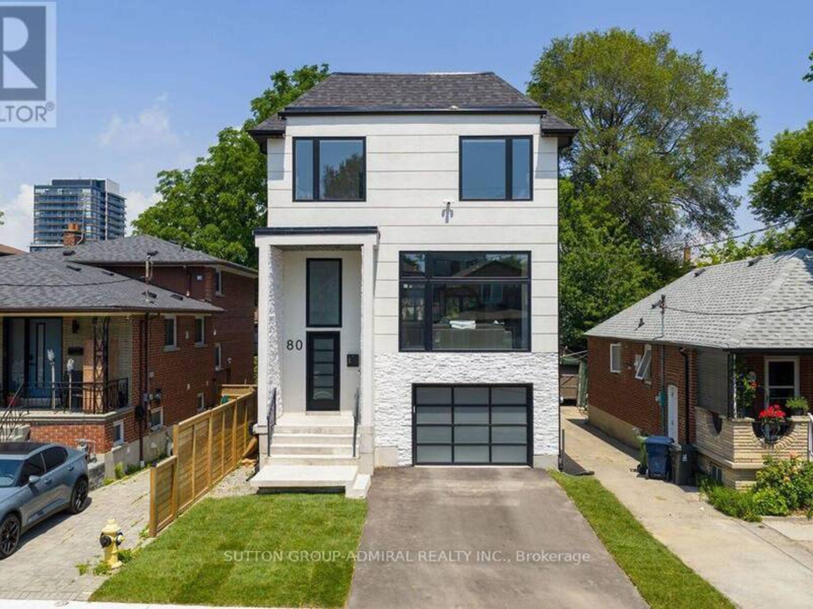 80 BUDE STREET, Toronto, Ontario M6C 1X8