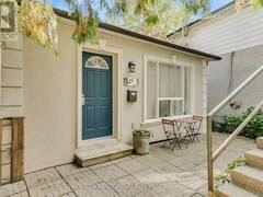 5A DYNEVOR ROAD Toronto Ontario, M6E 3W7