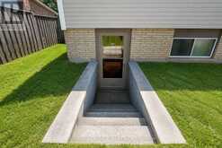 16 AUSTEN LANE | Barrie Ontario | Slide Image Seventeen