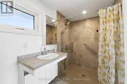 39 EARLTON ROAD | Toronto Ontario | Slide Image Sixteen