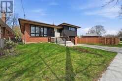 39 EARLTON ROAD | Toronto Ontario | Slide Image Four