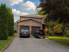 816 HOLLANDER ROAD Newmarket Ontario, L3Y 8H4