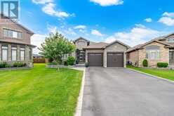 19 CHARLESTON COURT | Belleville Ontario | Slide Image Three