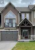 120 DELPHI LANE | The Blue Mountains Ontario | Slide Image One