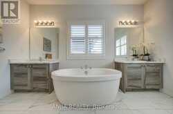 63 SUTTONRAIL WAY | Whitchurch-Stouffville Ontario | Slide Image Thirty-one