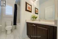 63 SUTTONRAIL WAY | Whitchurch-Stouffville Ontario | Slide Image Thirty-six