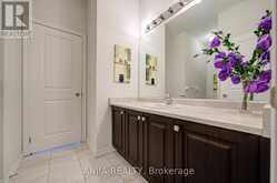 63 SUTTONRAIL WAY | Whitchurch-Stouffville Ontario | Slide Image Thirty-eight