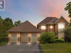 40 HUNTERWOOD CHASE Vaughan Ontario, L6A 3R9