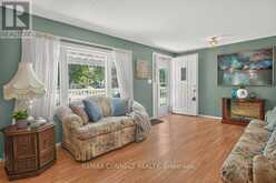 8 CIRCLE DRIVE | Lindsay Ontario | Slide Image Eight