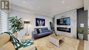 31 MULHOLLAND DRIVE | Vaughan Ontario | Slide Image Ten