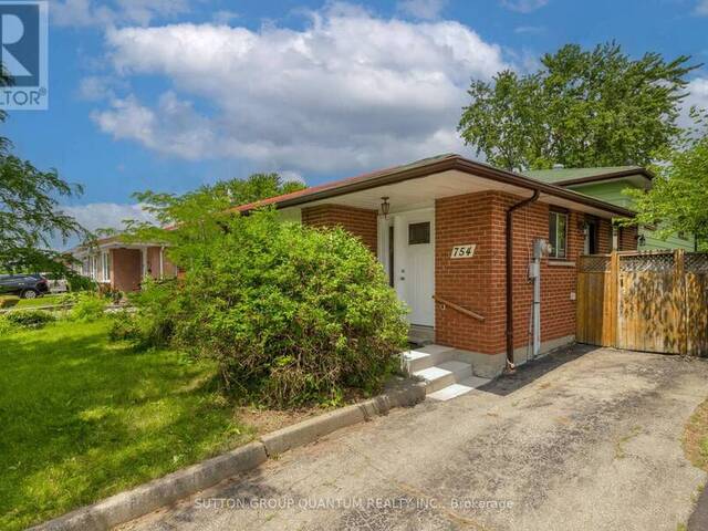 754 EAGLEMOUNT CRESCENT Mississauga Ontario, L5C 1N9 - 3 Bedrooms Home For Sale