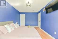 9 ACADEMY AVENUE | Wasaga Beach Ontario | Slide Image Thirty