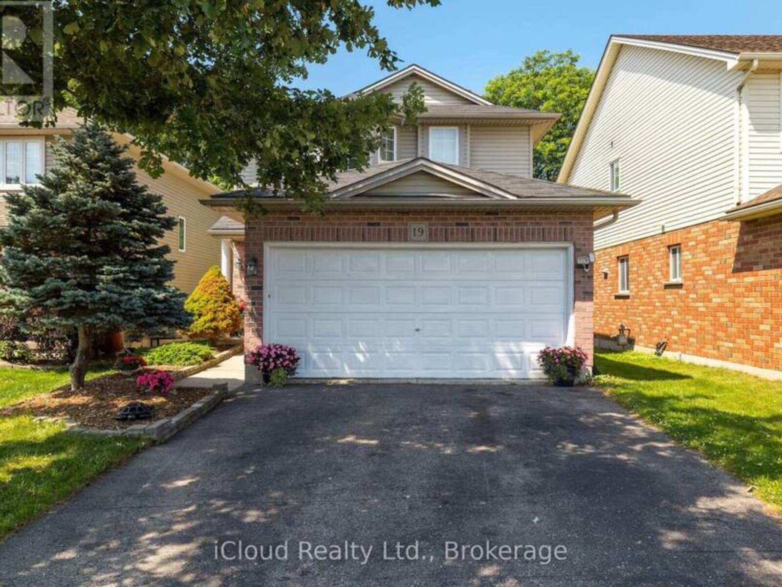 19 CRUSOE PLACE, Ingersoll, Ontario N5C 4G2