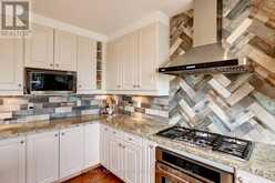 1301 GATEHOUSE DRIVE | Mississauga Ontario | Slide Image Thirteen