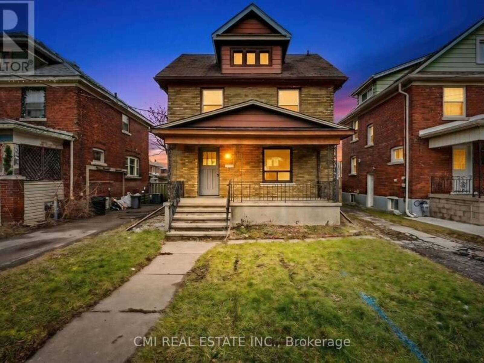 4824 FOURTH AVENUE, Niagara Falls, Ontario L2E 4P1