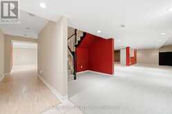 15 TREEGROVE CIRCLE | Aurora Ontario | Slide Image Thirty-two