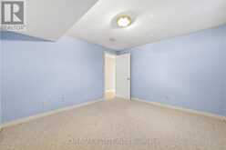 15 TREEGROVE CIRCLE | Aurora Ontario | Slide Image Thirty-seven