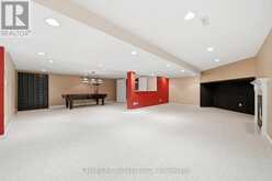 15 TREEGROVE CIRCLE | Aurora Ontario | Slide Image Forty-three