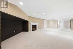 15 TREEGROVE CIRCLE | Aurora Ontario | Slide Image Forty-four