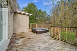 15 TREEGROVE CIRCLE | Aurora Ontario | Slide Image Fifty