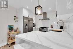 2 FOCH AVENUE | Toronto Ontario | Slide Image Six