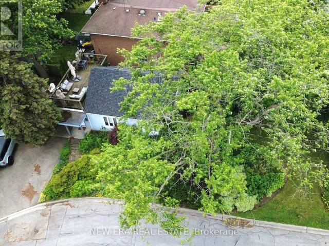 2 FOCH AVENUE Toronto Ontario, M8W 3W8 - 3 Bedrooms Home For Sale
