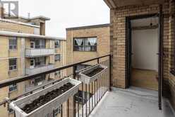 716 - 660 EGLINTON AVENUE W | Toronto Ontario | Slide Image Twelve