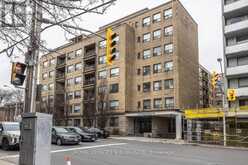 716 - 660 EGLINTON AVENUE W | Toronto Ontario | Slide Image Eighteen