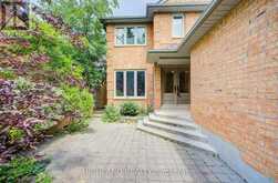 4369 SPINNINGDALE COURT | Mississauga Ontario | Slide Image Three